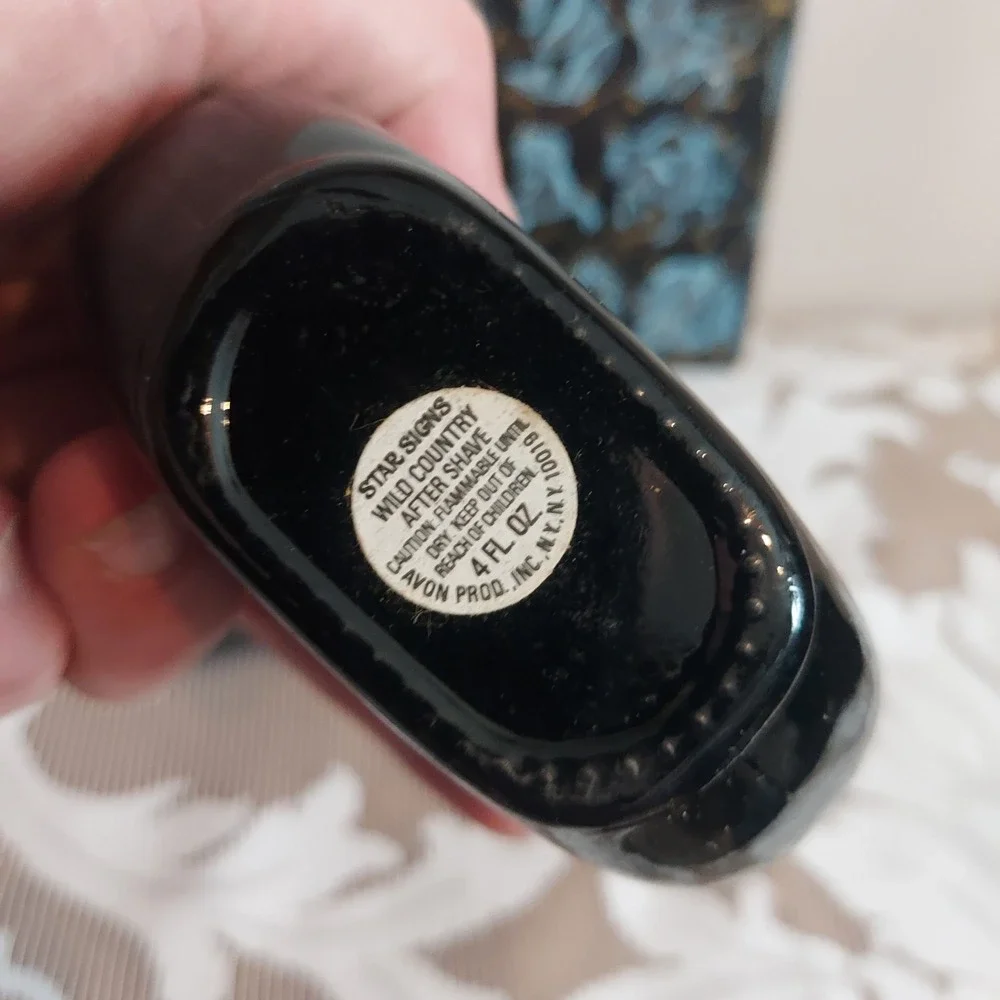 Avon Star Signs Wild Country After Shave Gemini Vintage Black Glass Decanter Box